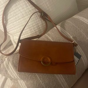 Universal Thread NWT crossbody small bag